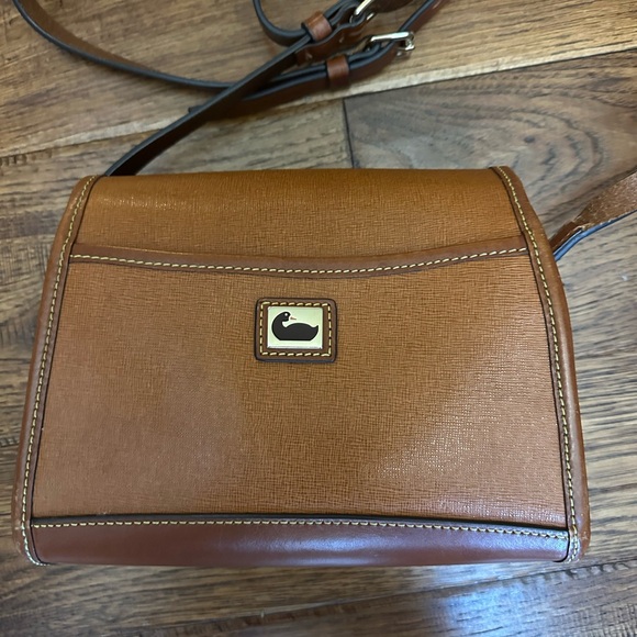 Dooney & Bourke crossbody bag - Picture 4 of 5